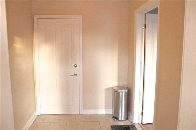 #2Main - 279 Lauder Ave, Toronto, M6E3H5 | Image 2