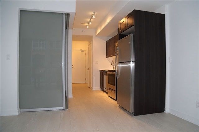 315 - 20 Bruyeres Mews, Toronto, M5V0G8 | Image 2