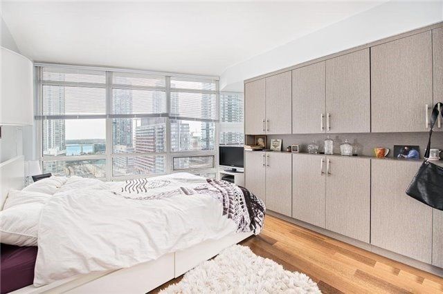 1802 - 397 Front St W, Toronto, M5V3S1 | Image 3