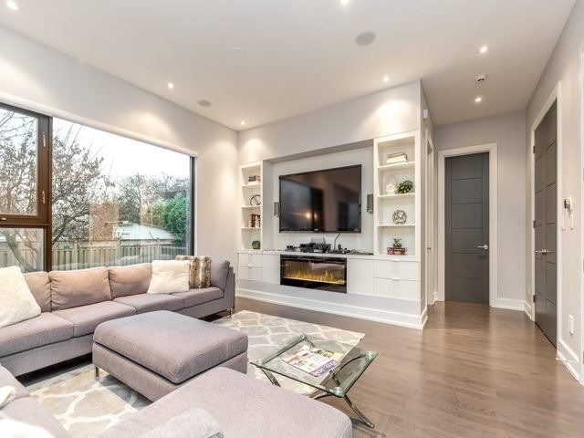 93 Pleasant View Dr, Toronto, M2J3R2 | Image 2