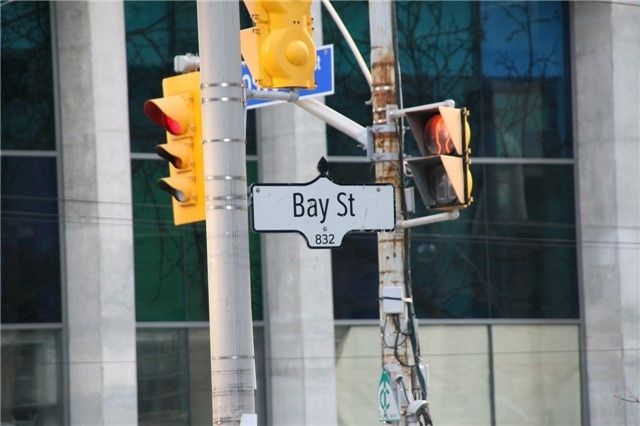 2510 - 832 Bay St, Toronto, M5S1Z6 | Image 2