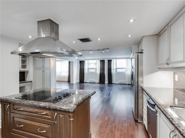 Ph1605 - 71 Charles St E, Toronto, M4Y2T3 | Image 2