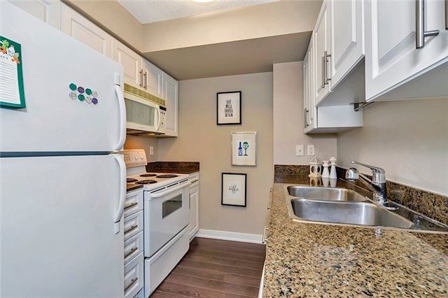 2307 - 397 Front St W, Toronto, M5V3S1 | Image 2