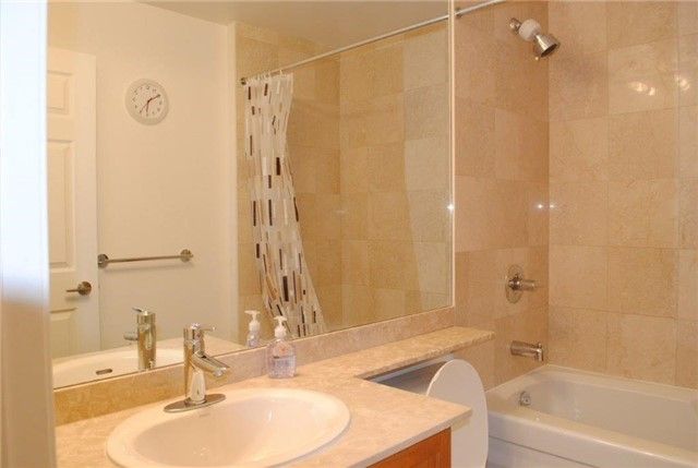 317 - 736 Spadina Ave, Toronto, M5S2J2 | Image 2