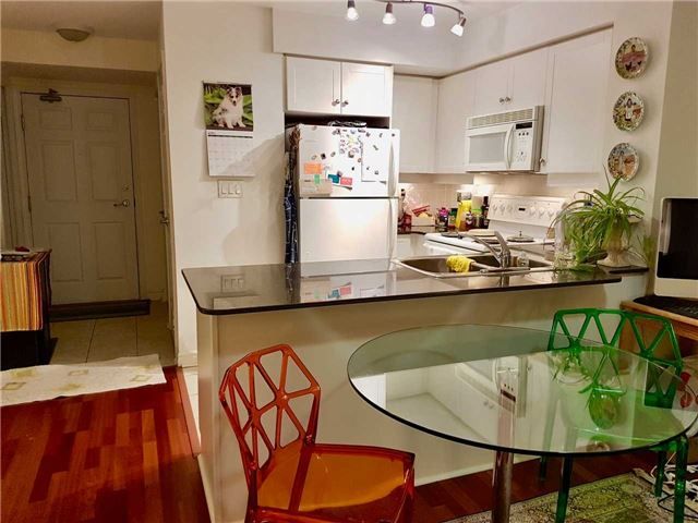 711 - 19 Barberry Pl, Toronto, M2K3E3 | Image 2