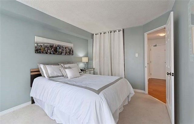 Room2