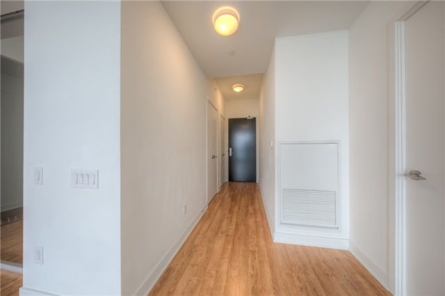 3101 - 290 Adelaide St W, Toronto, M5V1P6 | Image 3