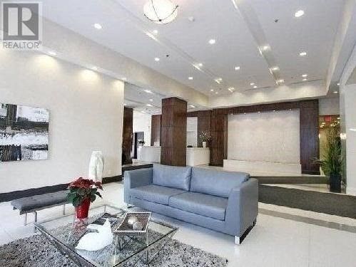 811 - 19 Grand Trunk Cres, Toronto, M5J3A3 | Image 3