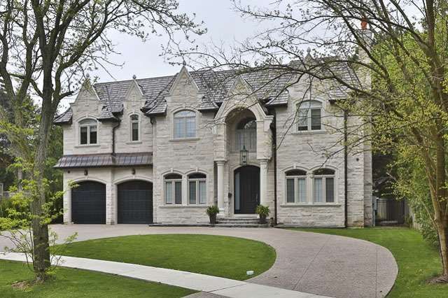 29 Junewood Cres, Toronto, M2L 2C3 | Image 2