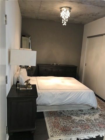 Room1