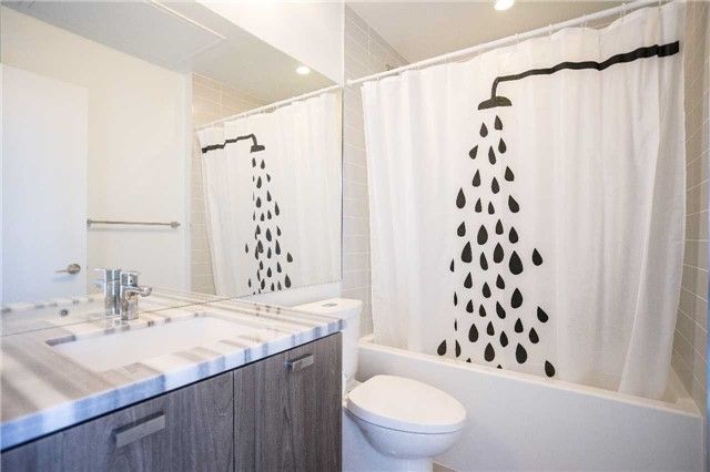 2703 - 290 Adelaide St W, Toronto, M5V1P6 | Image 3