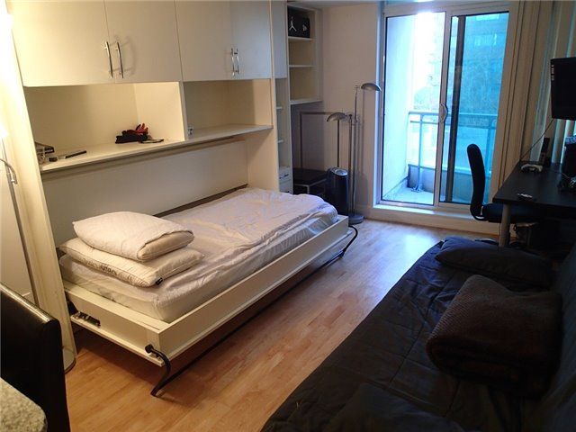 Room1