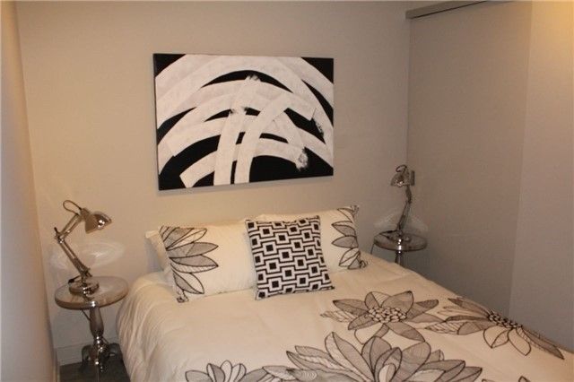 Room2