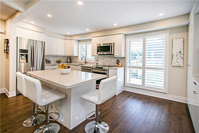 118 Tangle Briarway, Toronto, M2J2M4 | Image 2