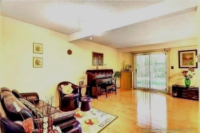 108 English Ivy Way, Toronto, M2H3M4 | Image 2
