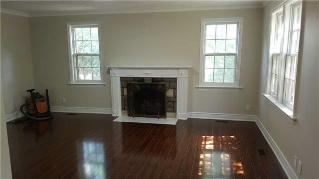 212 Cummer Ave, Toronto, M2M2E7 | Image 3