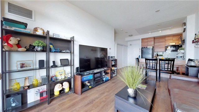 Room2