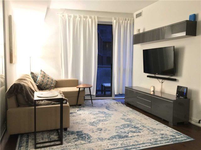 501 - 20 Bruyeres Mews, Toronto, M5V0G8 | Image 3