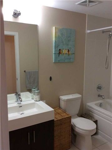 Unit 213 — 35 Brian Peck Cres, Toronto - Leaside image-0-3