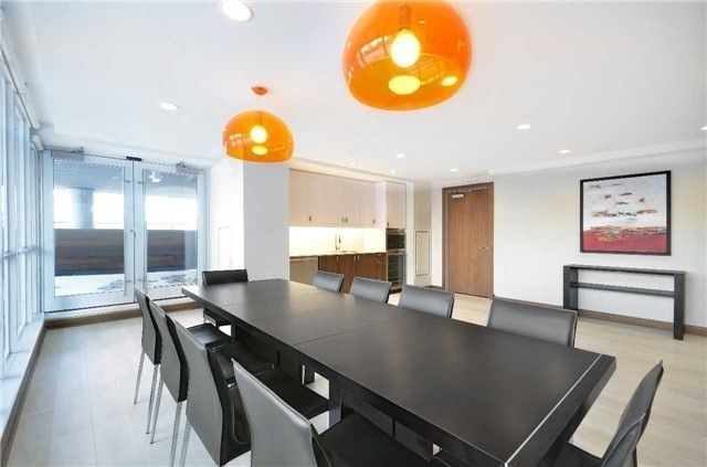 Room2