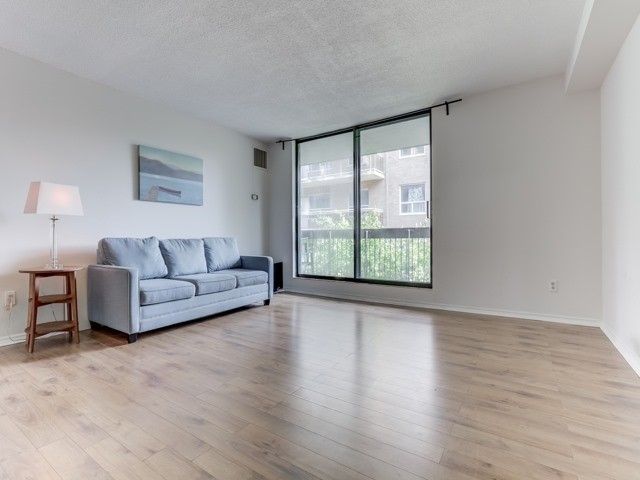 Room2