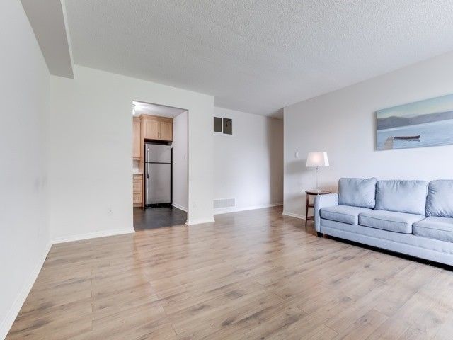 Room1