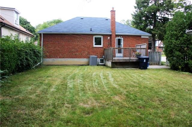 169 Poyntz Ave, Toronto, M2N1J5 | Image 2