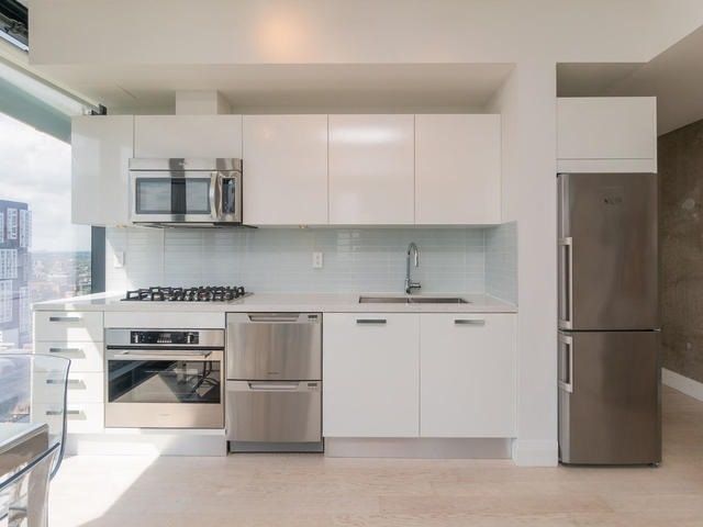 3006 - 224 King St W, Toronto, M5V 0A6 | Image 3