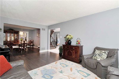 111 Newton Dr, Toronto - Newtonbrook East image-0-4