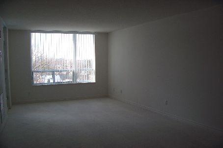 611 - 503 Beecroft Rd, Toronto, M2N0A2 | Image 3