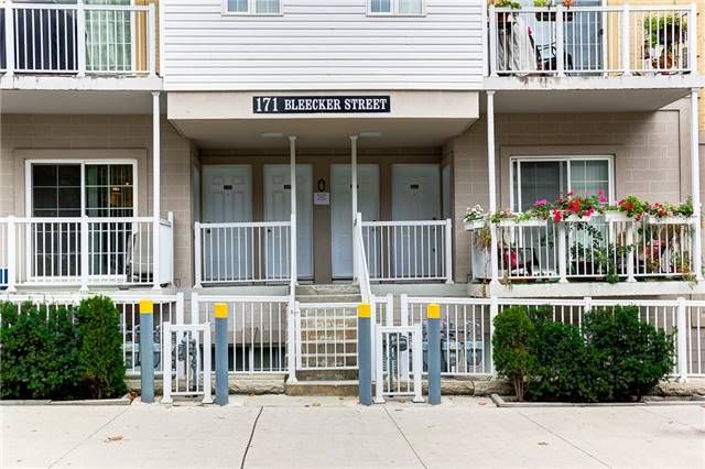222 - 171 Bleecker St, Toronto, M4X1L9 | Image 2