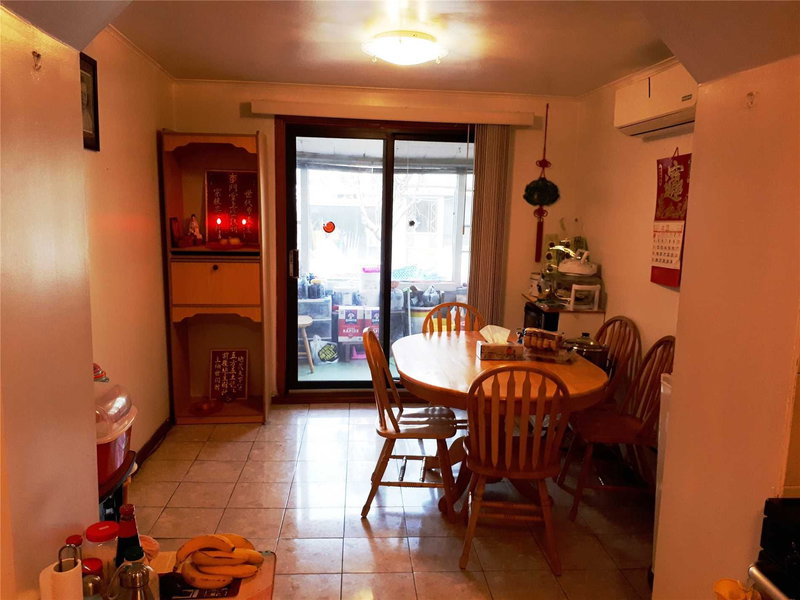 36 Mitchell Ave, Toronto, M6J1B9 | Image 3