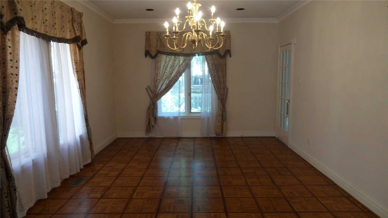 280 Kingsdale Ave, Toronto, M2N3X4 | Image 2