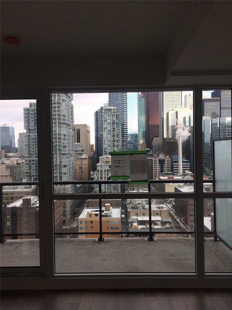 1807 - 290 Adelaide St W, Toronto, M5V1P6 | Image 2