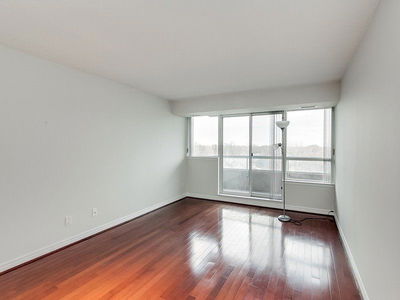Unit 602 — 2 Covington Rd, Toronto - Englemount-Lawrence image-0-2