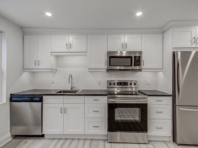 3rd Lvl - 995 Bloor St W, Toronto, M6H1M1 | Image 2