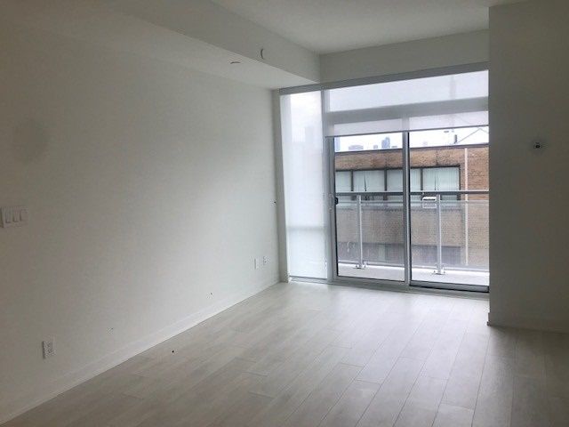 912 - 223 St Clair Ave W, Toronto, M4V1R3 | Image 2