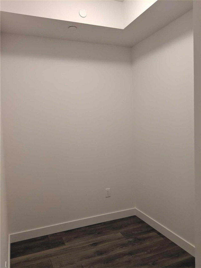 1709 - 8 Eglinton Ave E, Toronto, M4P1A6 | Image 3