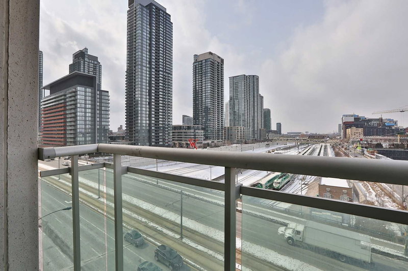 803 - 397 Front St W, Toronto, M5V3S1 | Image 2