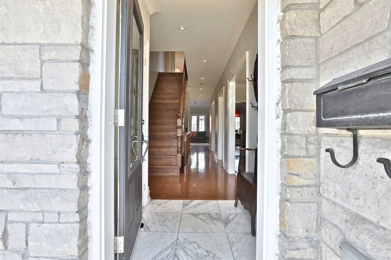 4 Coates Ave, Toronto, M6C1K7 | Image 2