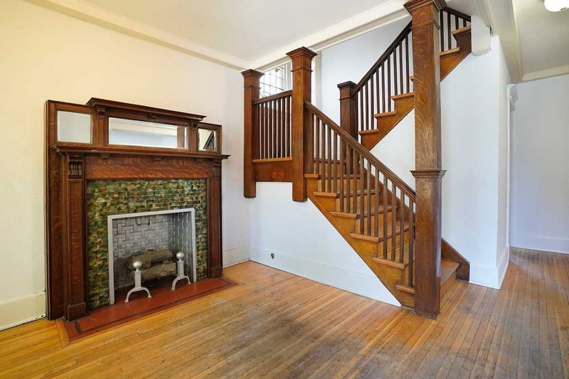 27 Dalton Rd, Toronto, M5R2Y8 | Image 2