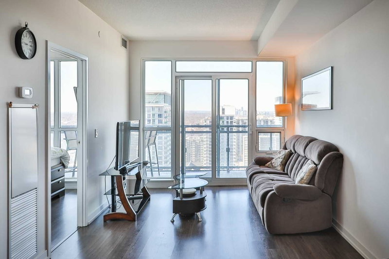 2704 - 89 Dunfield Ave, Toronto, M4S0A4 | Image 2