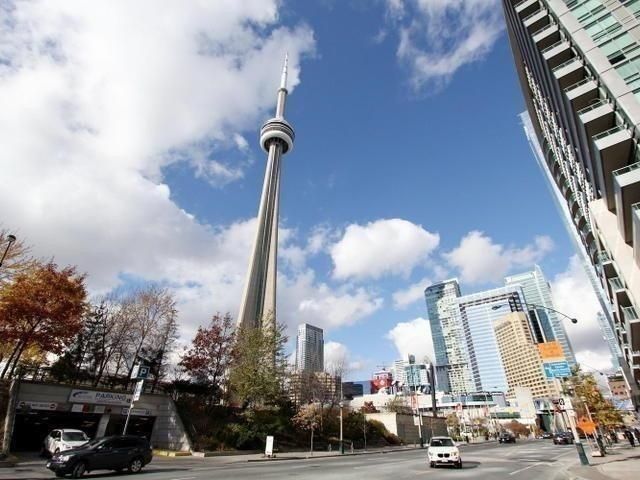 807 - 19 Grand Trunk Cres, Toronto, M5J3A3 | Image 2