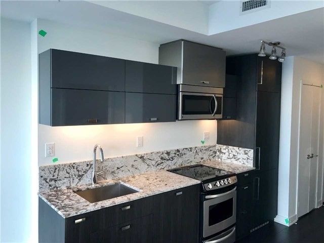 3003 - 290 Adelaide St W, Toronto, M5V1P6 | Image 2