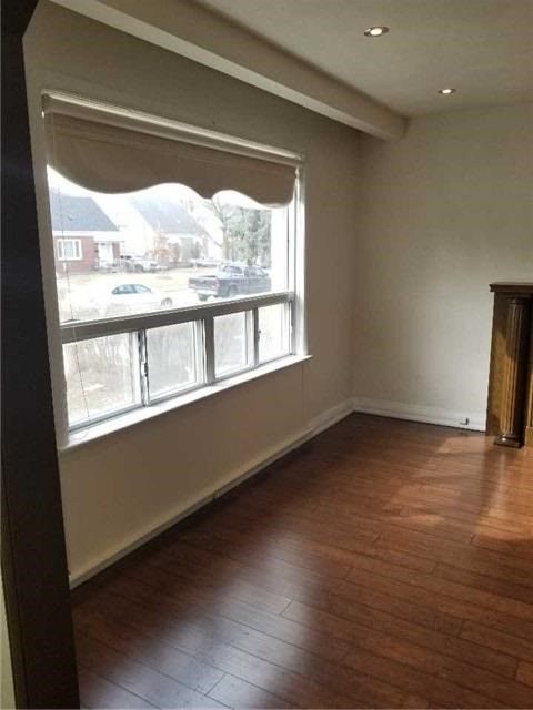 98 Charleswood Dr, Toronto, M3H1X6 | Image 3