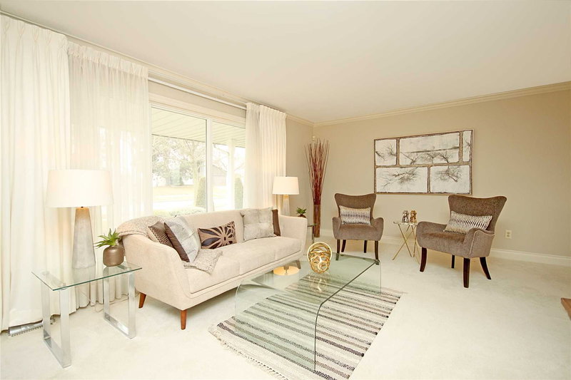 18 Deerpath Rd, Toronto, M3A1R5 | Image 3