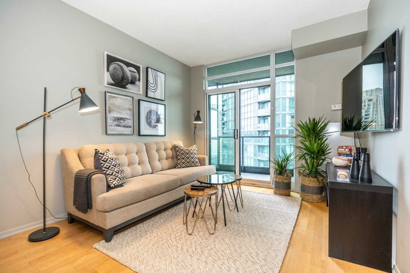 2713 - 231 Fort York Blvd, Toronto, M5V1B2 | Image 2