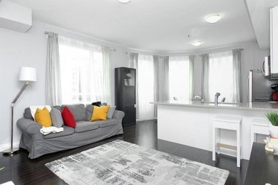 Townhouse sold at 201-2 Maxwell Street, Toronto, Ontario, M3H5A8 - Bathurst Manor - MLS: C4448990