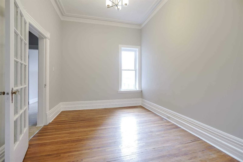 388 Crawford St, Toronto, M6J2V9 | Image 3