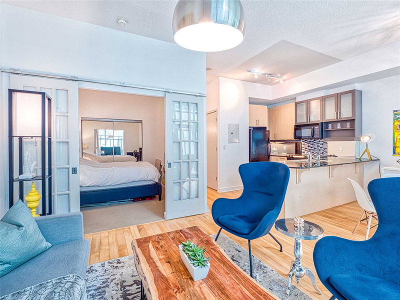 G25 - 350 Wellington St W, Toronto, M5V3W9 | Image 2